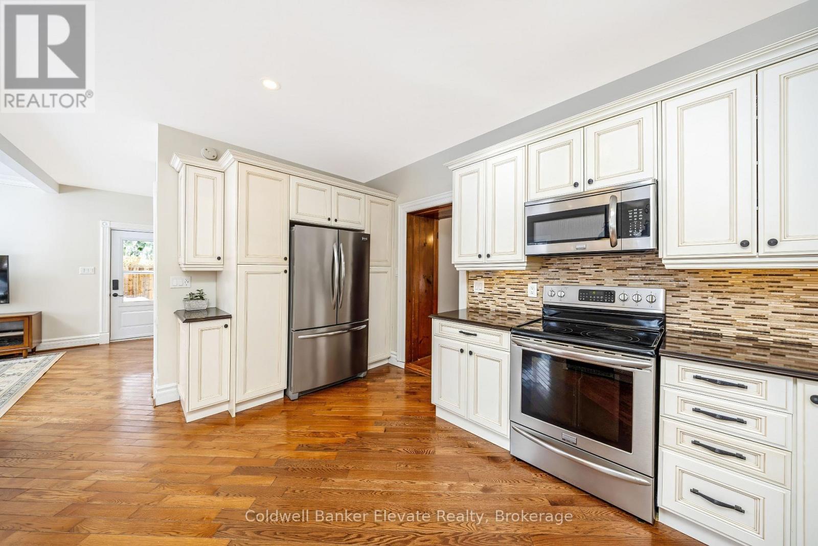 6 Queen Street, Halton Hills, Ontario  L7G 2E4 - Photo 24 - W12909692