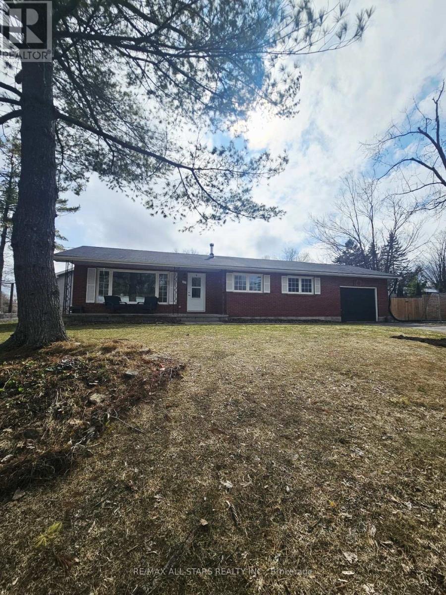 49 Kennedy Drive, Kawartha Lakes, Ontario  K0M 1N0 - Photo 2 - X12896206