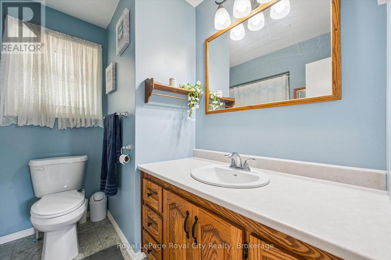 24 Julia Drive, Guelph, Ontario  N1H 5W1 - Photo 22 - X12959340