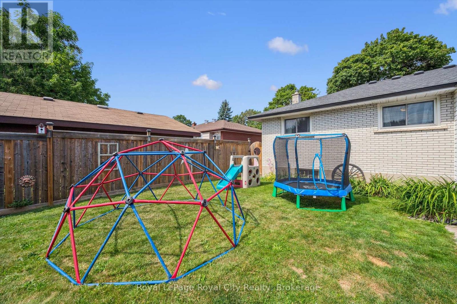 24 Julia Drive, Guelph, Ontario  N1H 5W1 - Photo 35 - X12959340