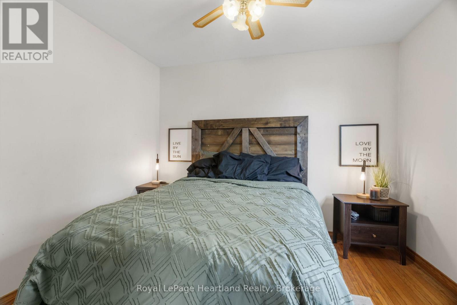 Photo 10 of 43 for 140 Rattenbury Street W