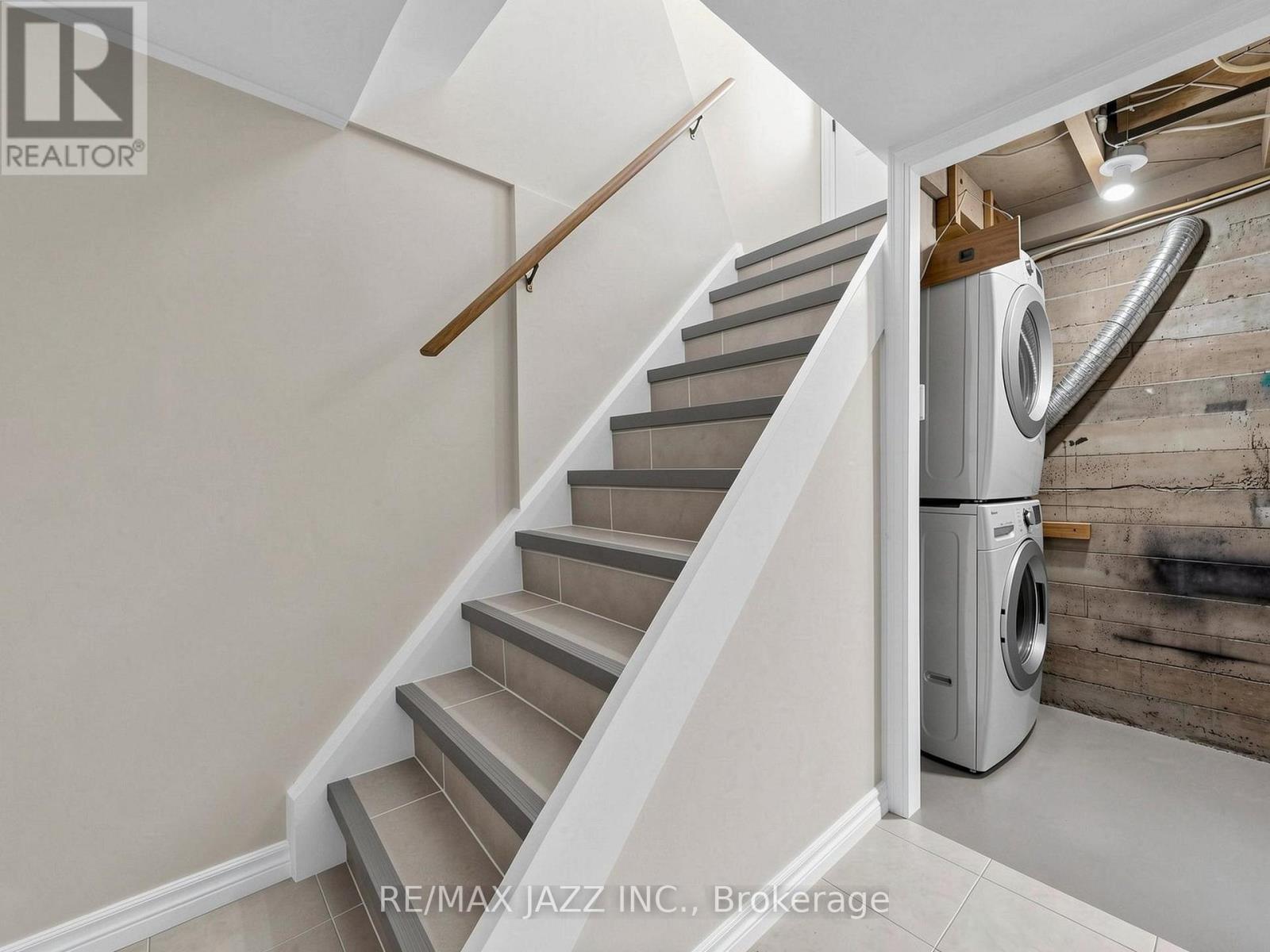 254 Wilson Road S, Oshawa, Ontario  L1H 6C3 - Photo 13 - E12959492