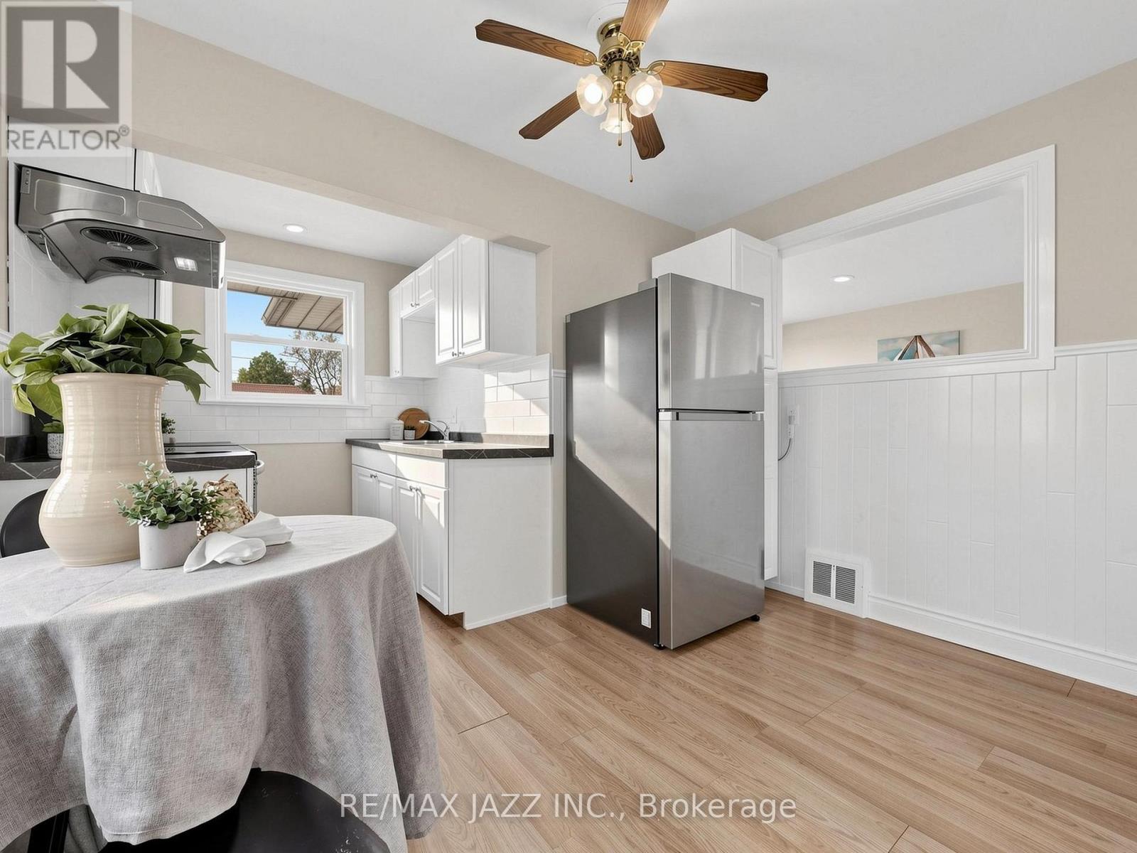 254 Wilson Road S, Oshawa, Ontario  L1H 6C3 - Photo 6 - E12959492