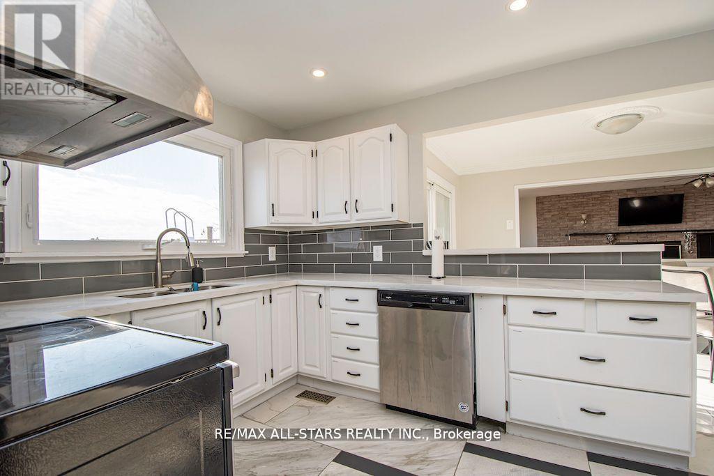 122 Fenelon Drive, Kawartha Lakes, Ontario  K0M 1G0 - Photo 21 - X12959356