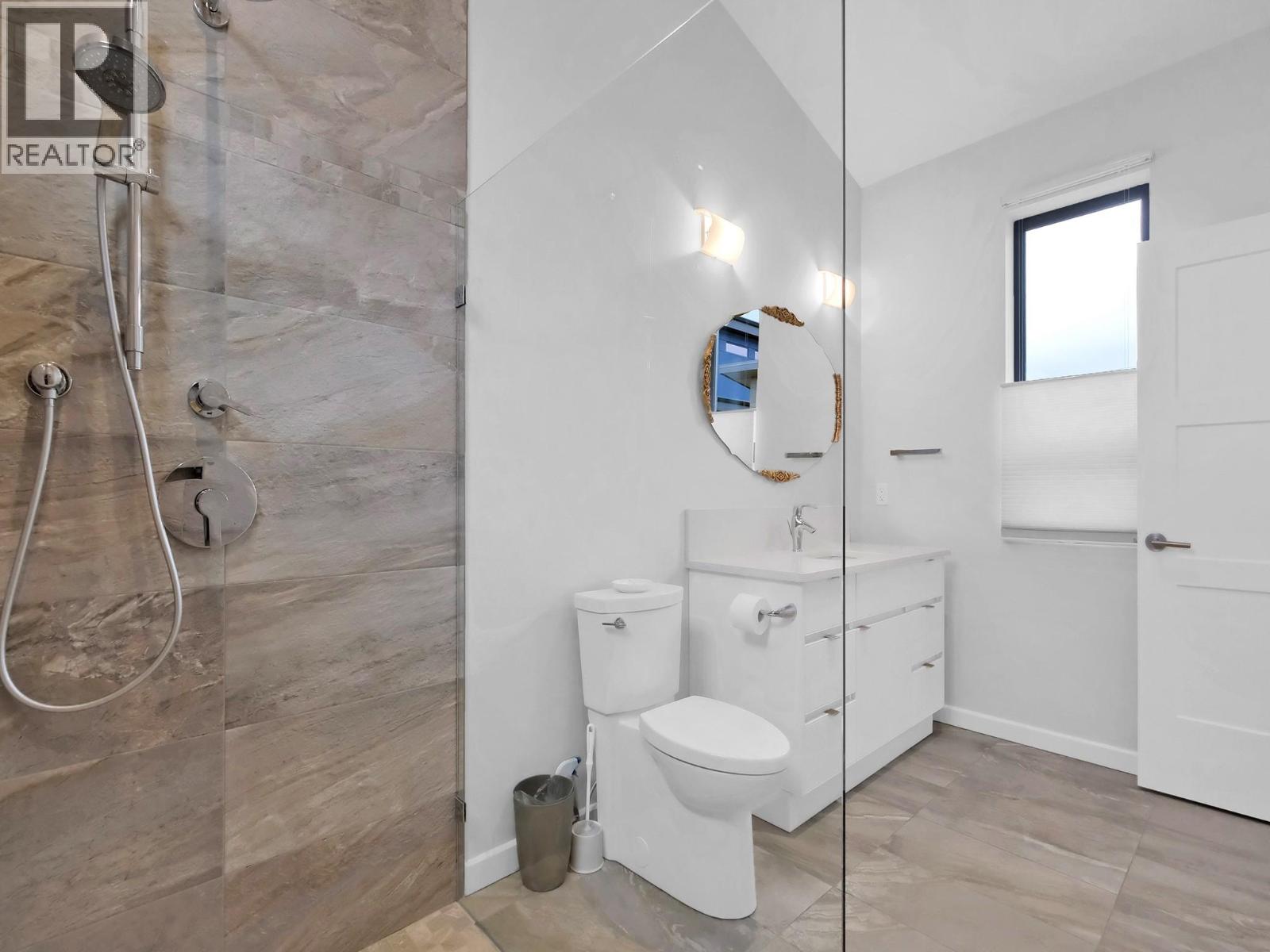 700 CHURCHILL Avenue Penticton Photo 26