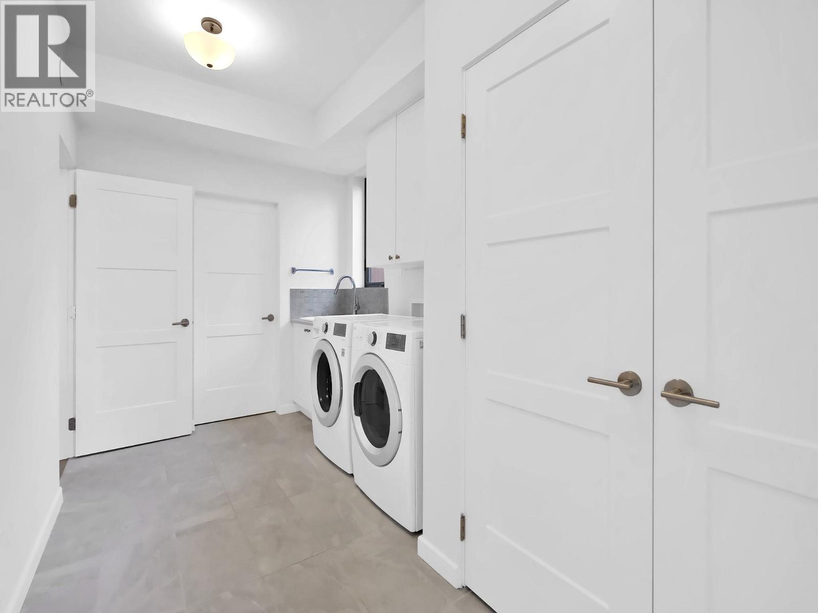 700 CHURCHILL Avenue Penticton Photo 13