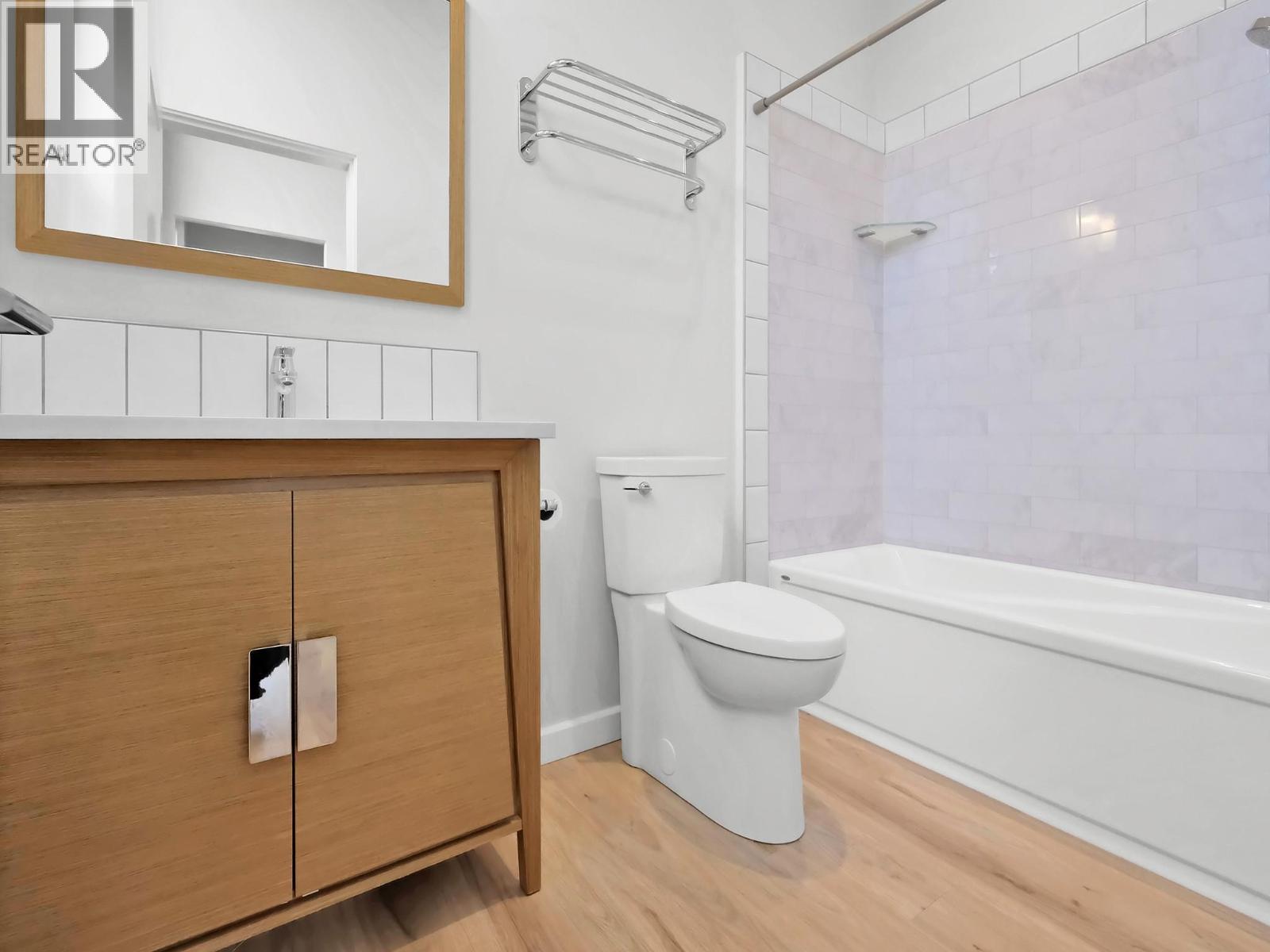 700 CHURCHILL Avenue Penticton Photo 36