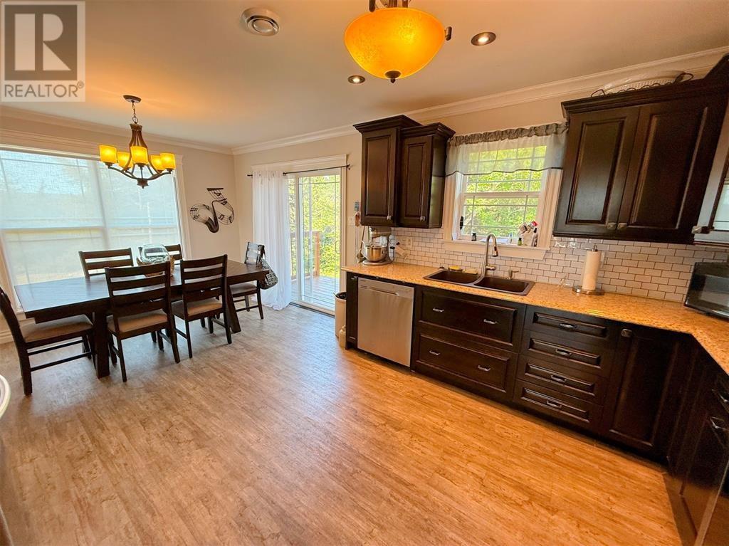 16 Park Crescent, Catalina, Newfoundland & Labrador    - Photo 8 - 1295860