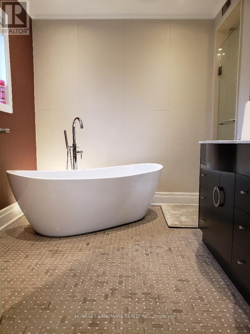 22 Coreydale Court, Toronto, Ontario  M3H 4T2 - Photo 20 - C12959388