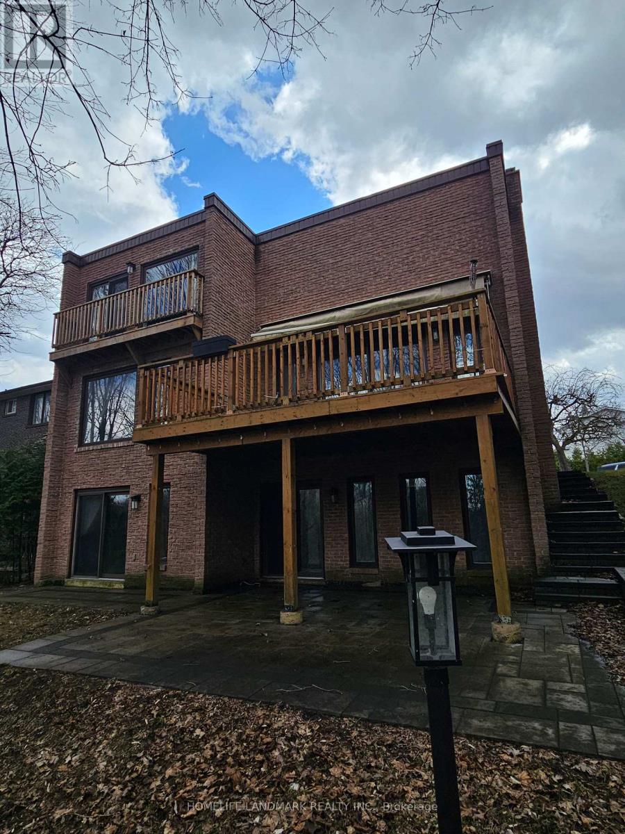 22 Coreydale Court, Toronto, Ontario  M3H 4T2 - Photo 33 - C12959388