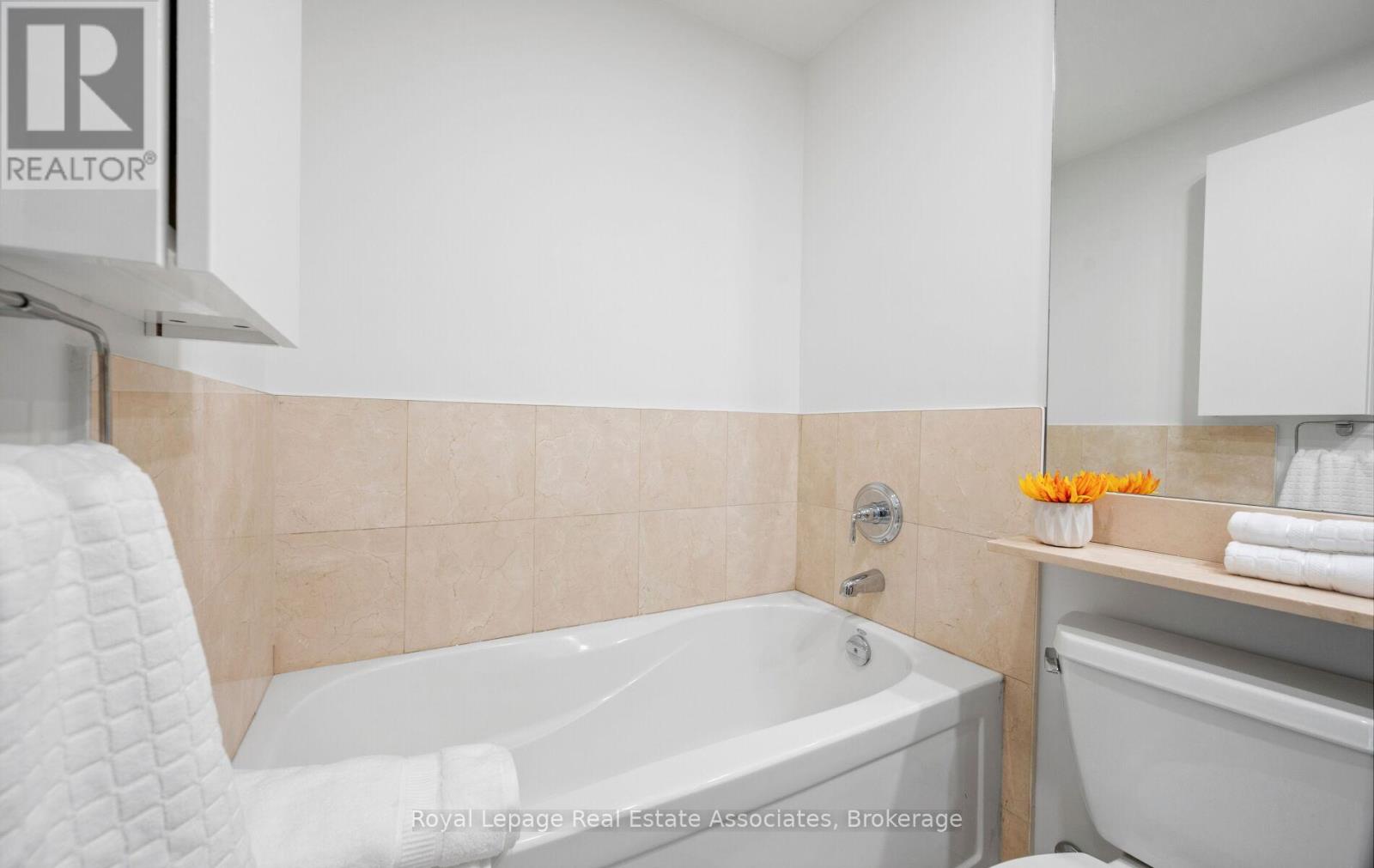 908 - 21 Grand Magazine Street, Toronto, Ontario  M5V 1B5 - Photo 16 - C12959416