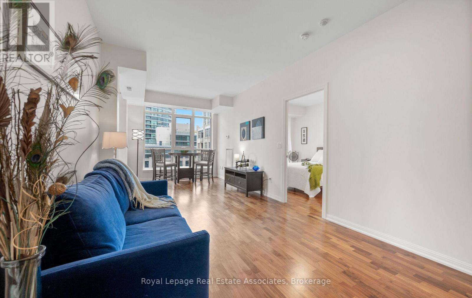 908 - 21 Grand Magazine Street, Toronto, Ontario  M5V 1B5 - Photo 5 - C12959416