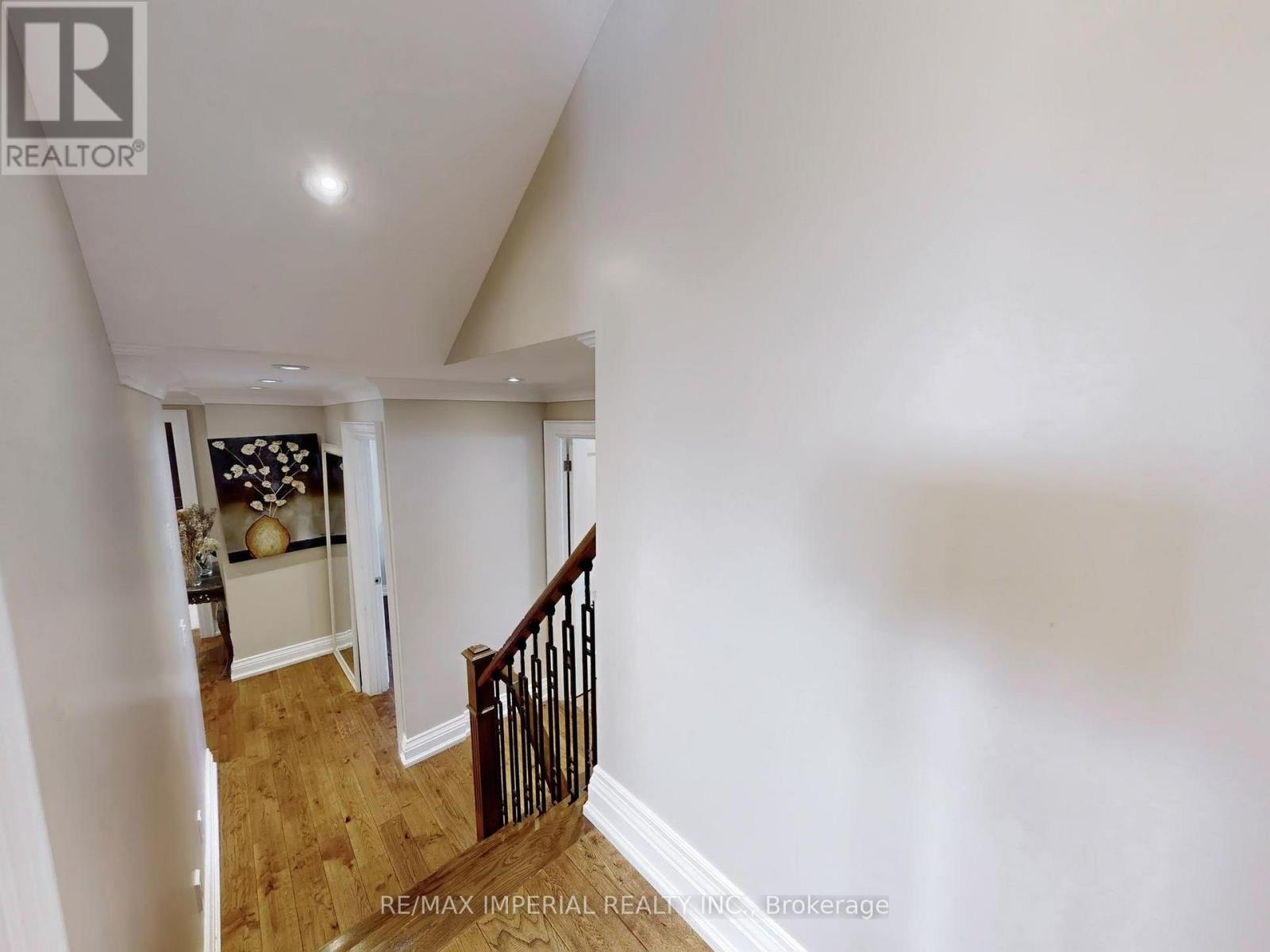 35 Waddington Crescent, Toronto, Ontario  M2J 2Z9 - Photo 18 - C12959430