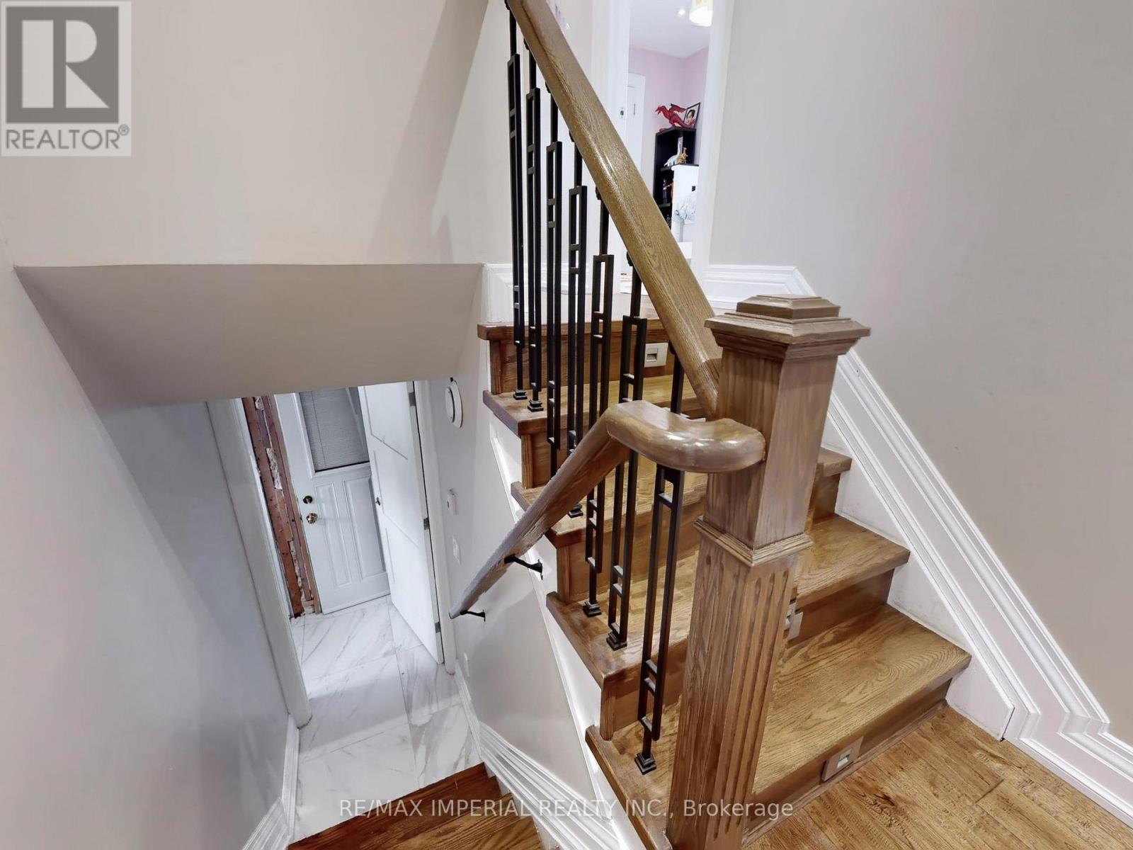 35 Waddington Crescent, Toronto, Ontario  M2J 2Z9 - Photo 29 - C12959430