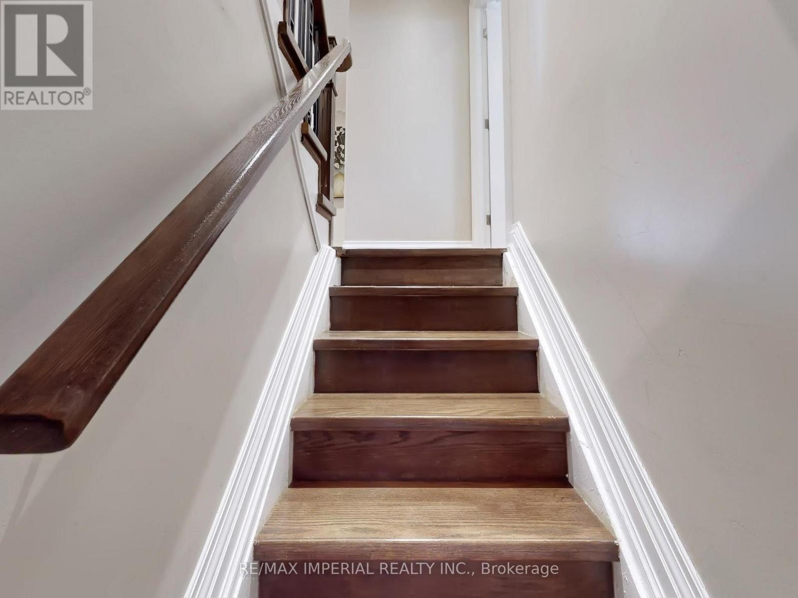 35 Waddington Crescent, Toronto, Ontario  M2J 2Z9 - Photo 30 - C12959430