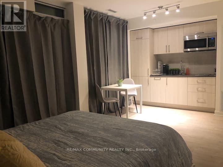 1210w - 27 Bathurst Street, Toronto, Ontario  M5V 0R1 - Photo 10 - C12959462