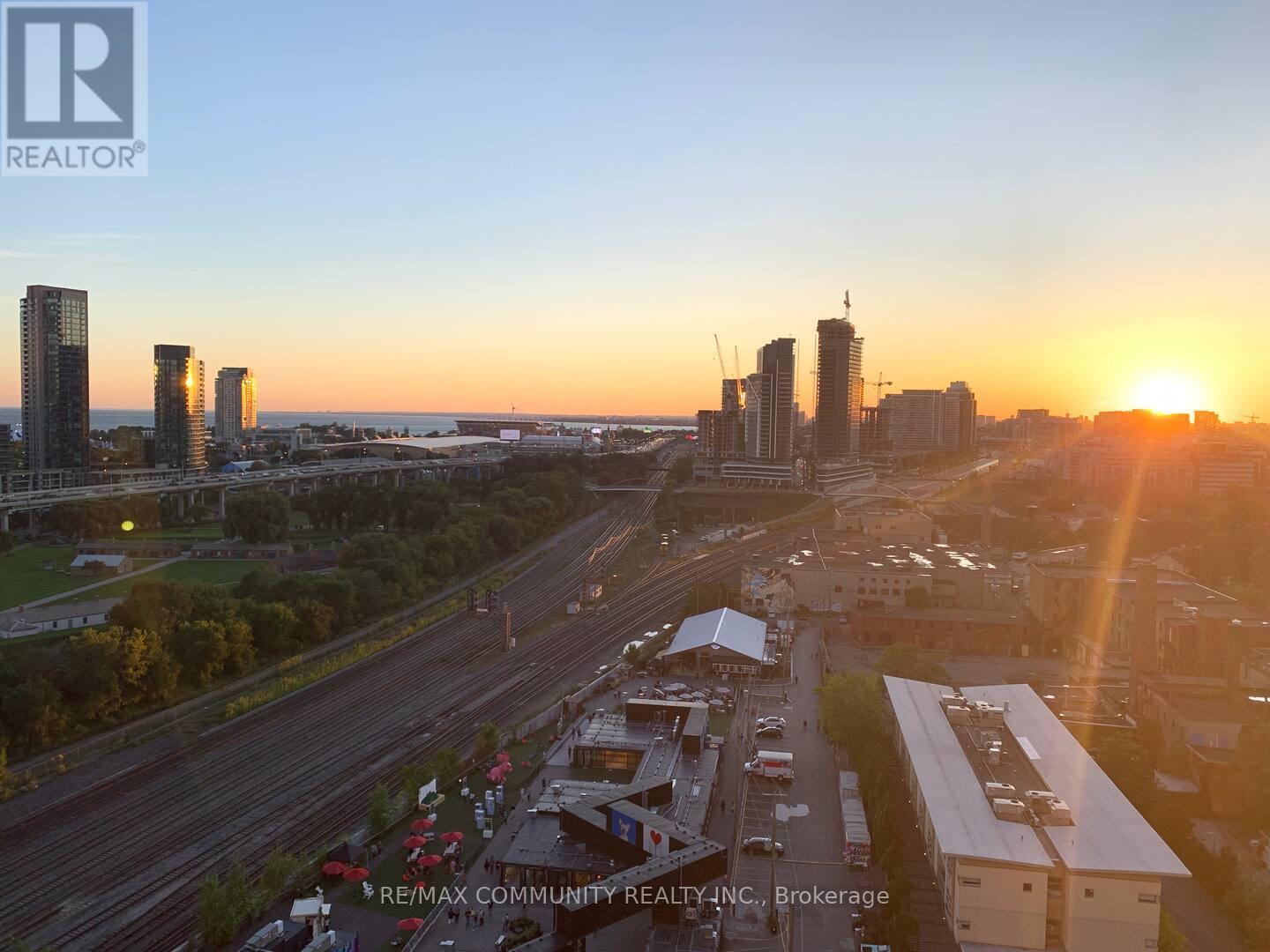 1210w - 27 Bathurst Street, Toronto, Ontario  M5V 0R1 - Photo 12 - C12959462