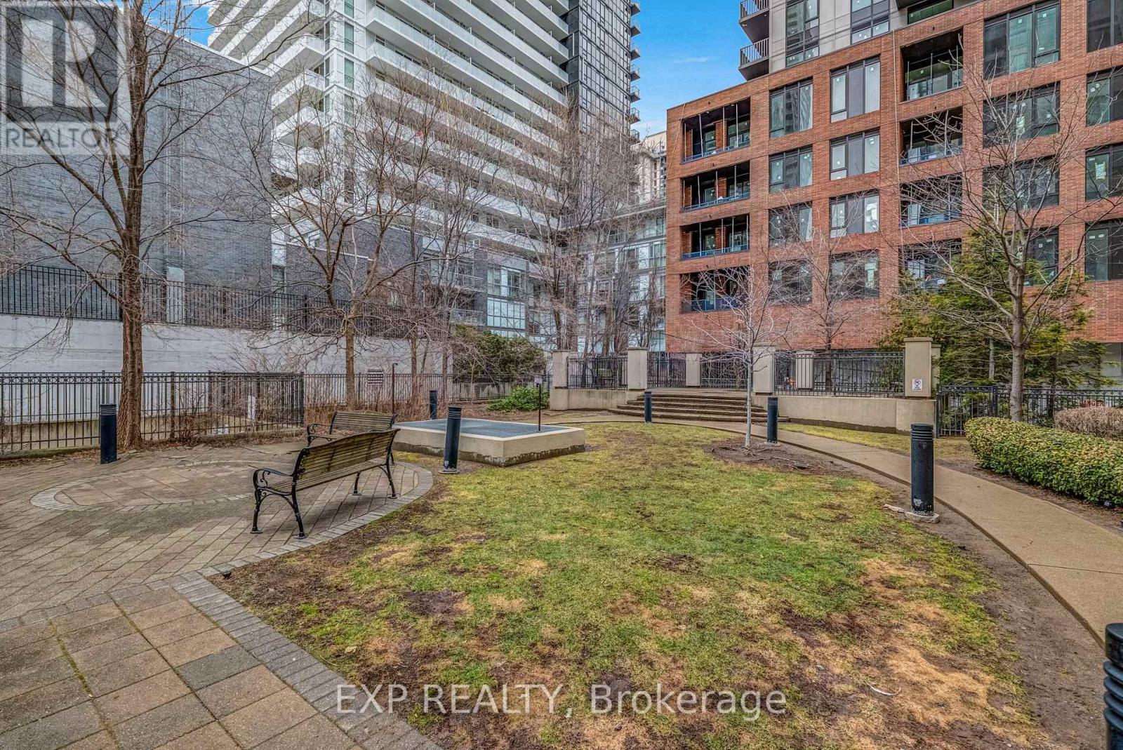 1102 - 88 Broadway Avenue, Toronto, Ontario  M4P 1T4 - Photo 33 - C12959512
