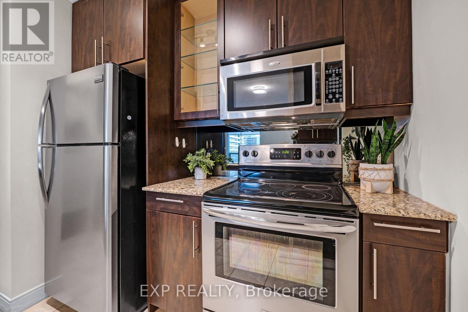 1102 - 88 Broadway Avenue, Toronto, Ontario  M4P 1T4 - Photo 7 - C12959512