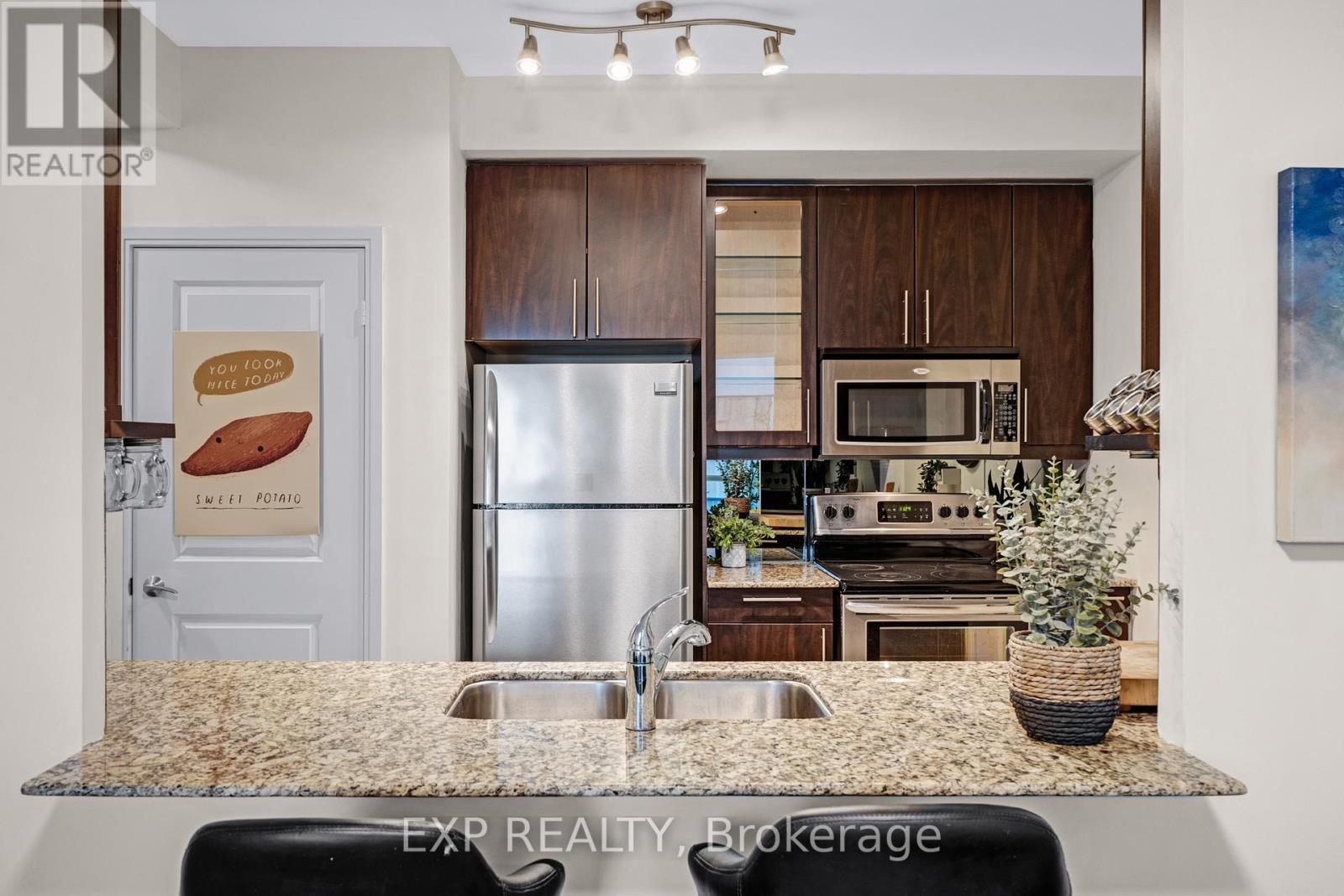 1102 - 88 Broadway Avenue, Toronto, Ontario  M4P 1T4 - Photo 9 - C12959512