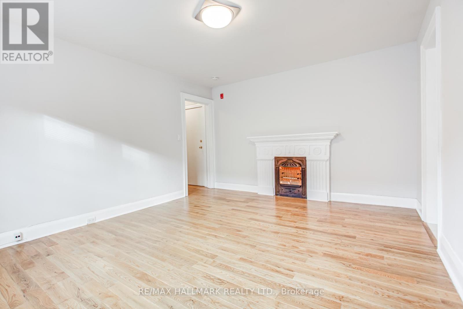 1 - 27 Sherwood Avenue, Toronto, Ontario  M4P 2A6 - Photo 5 - C12959516