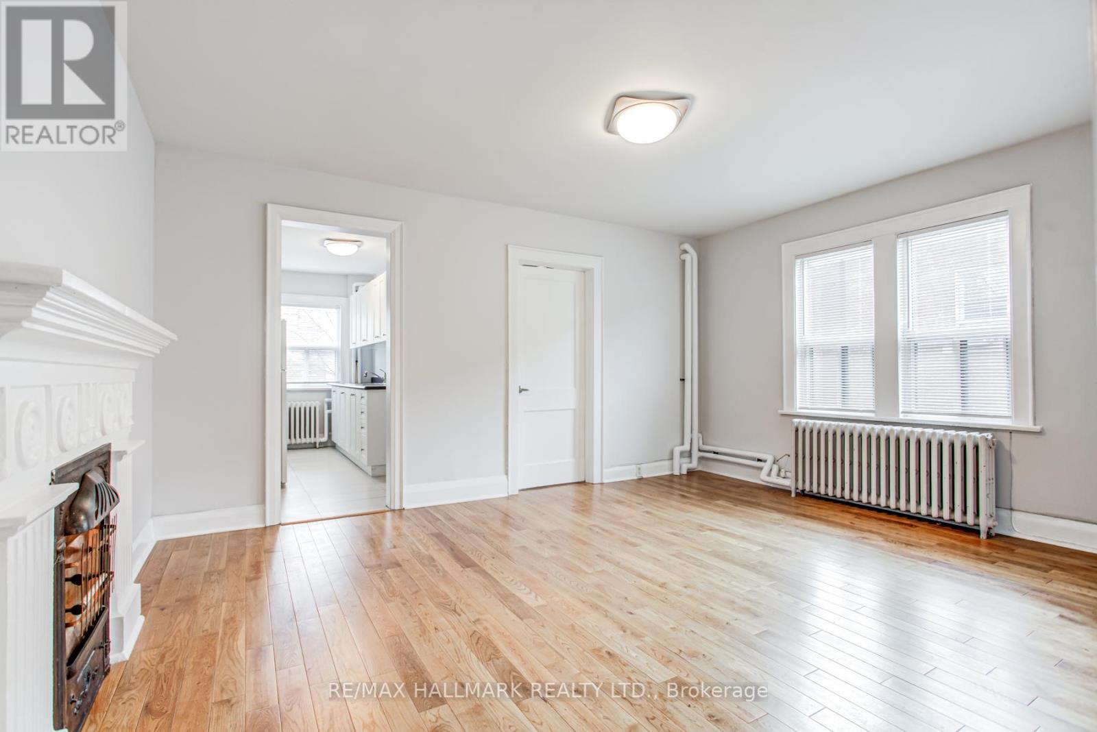 1 - 27 Sherwood Avenue, Toronto, Ontario  M4P 2A6 - Photo 7 - C12959516