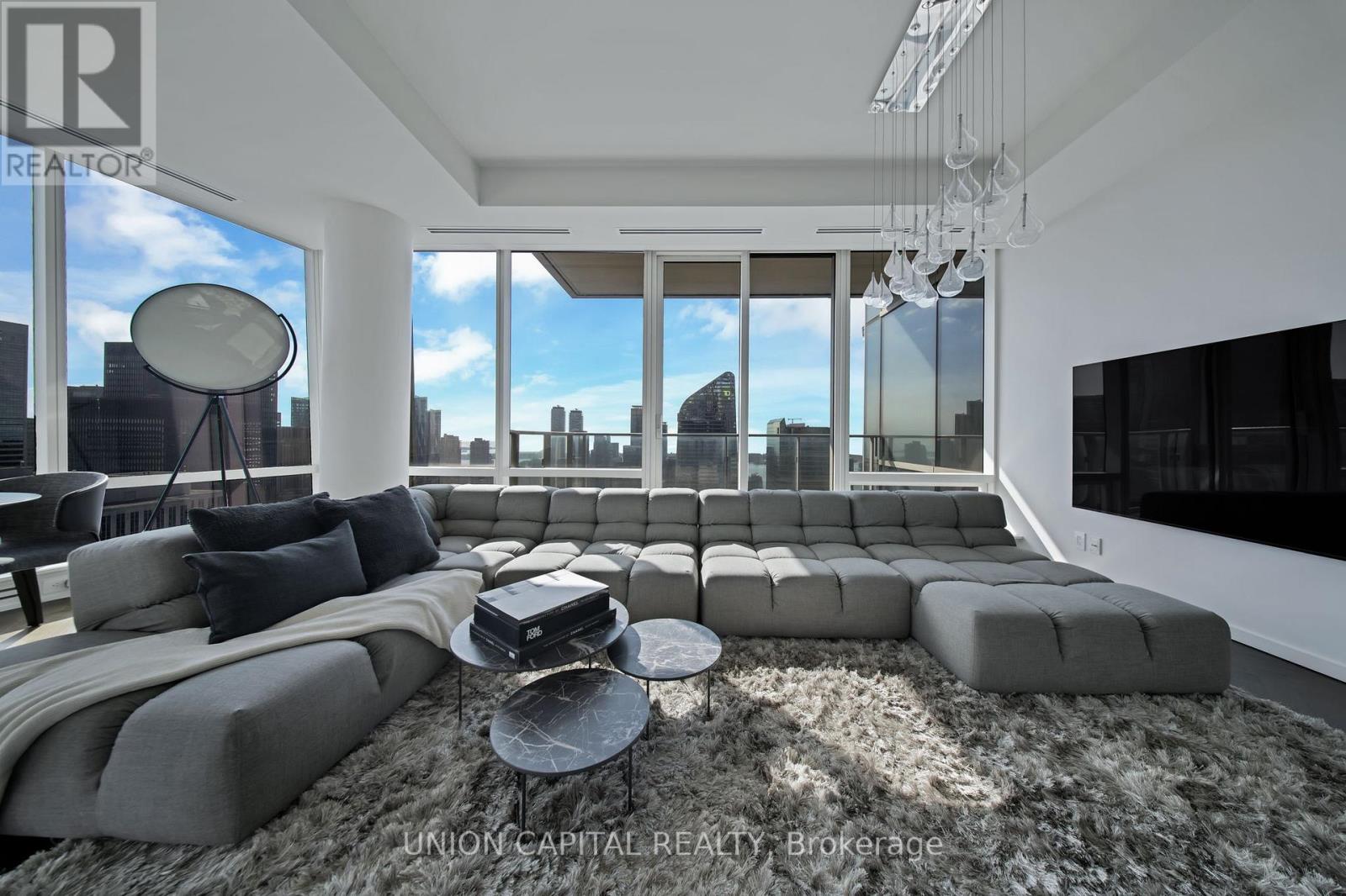 5508 - 180 University Avenue, Toronto, Ontario  M5H 0A2 - Photo 2 - C12959530