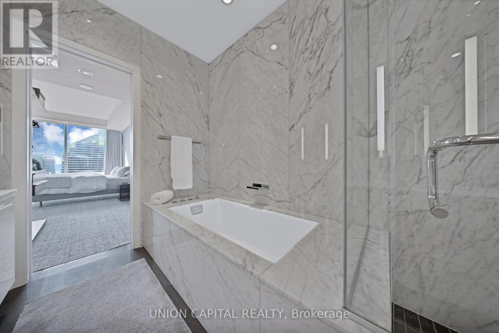 5508 - 180 University Avenue, Toronto, Ontario  M5H 0A2 - Photo 24 - C12959530