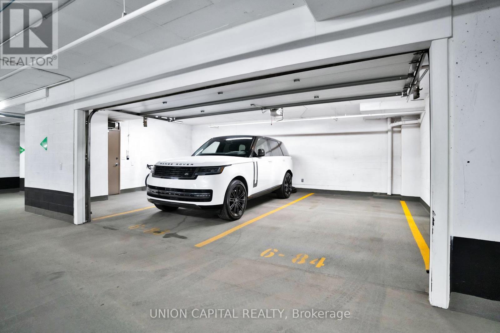 5508 - 180 University Avenue, Toronto, Ontario  M5H 0A2 - Photo 30 - C12959530