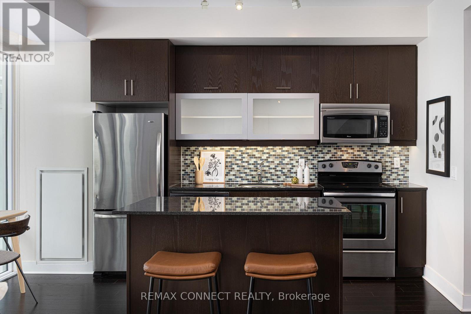 330 - 90 Stadium Road, Toronto, Ontario  M5V 3W5 - Photo 13 - C12959542