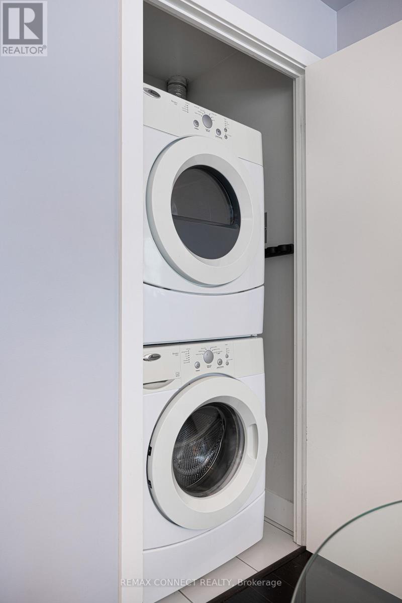 330 - 90 Stadium Road, Toronto, Ontario  M5V 3W5 - Photo 25 - C12959542