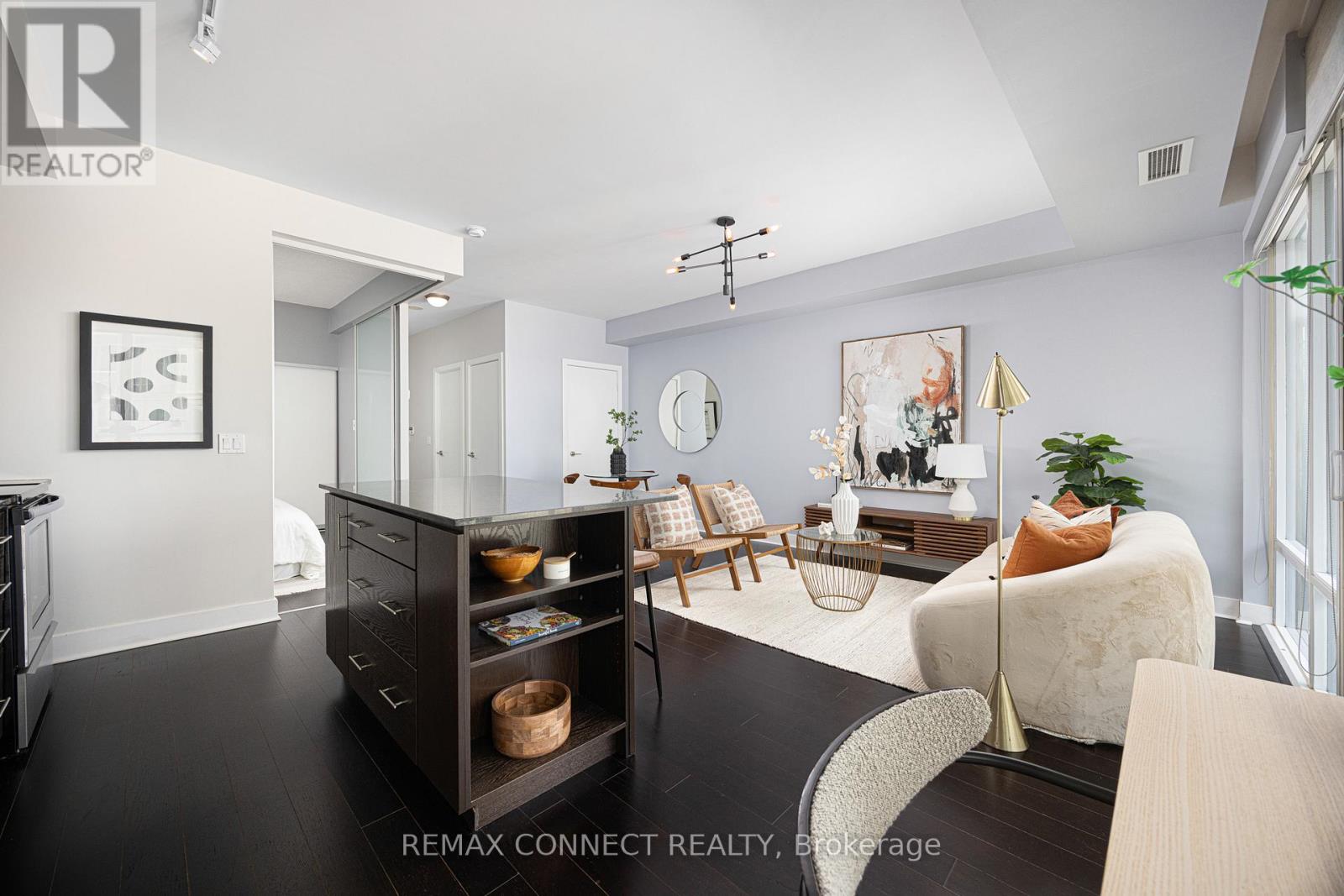 330 - 90 Stadium Road, Toronto, Ontario  M5V 3W5 - Photo 5 - C12959542