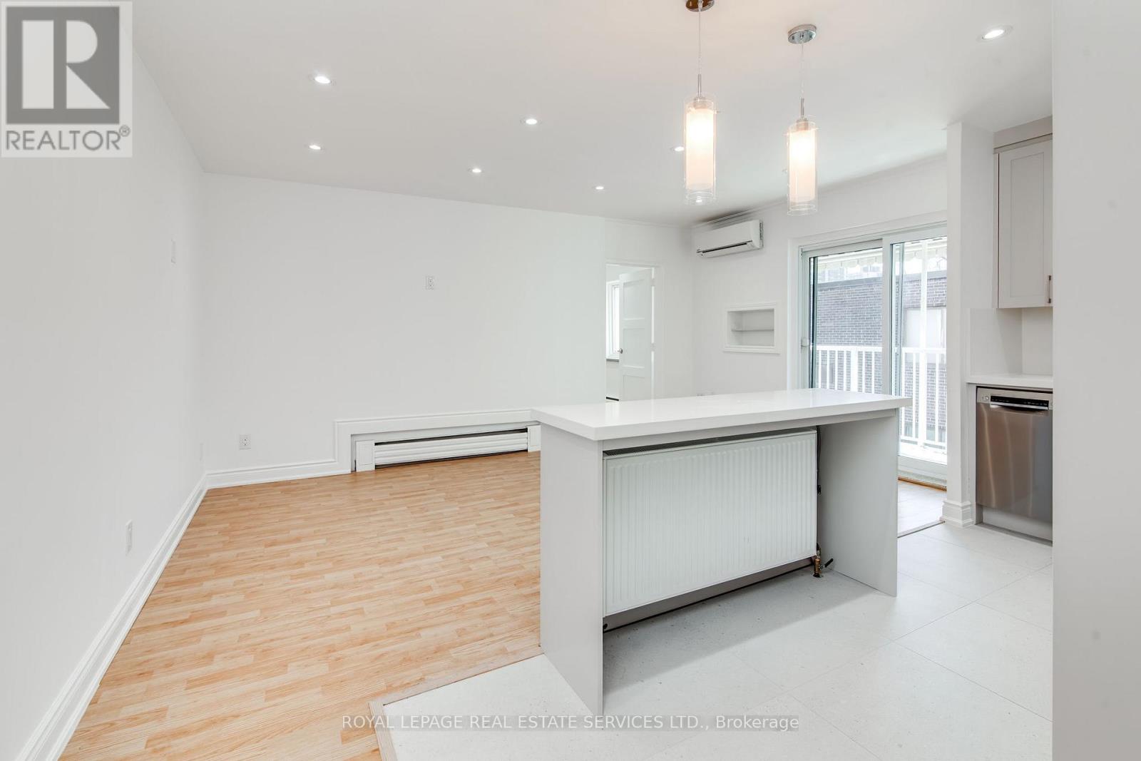 306 - 172 Sherwood Avenue, Toronto, Ontario  M4P 2A8 - Photo 3 - C12959564