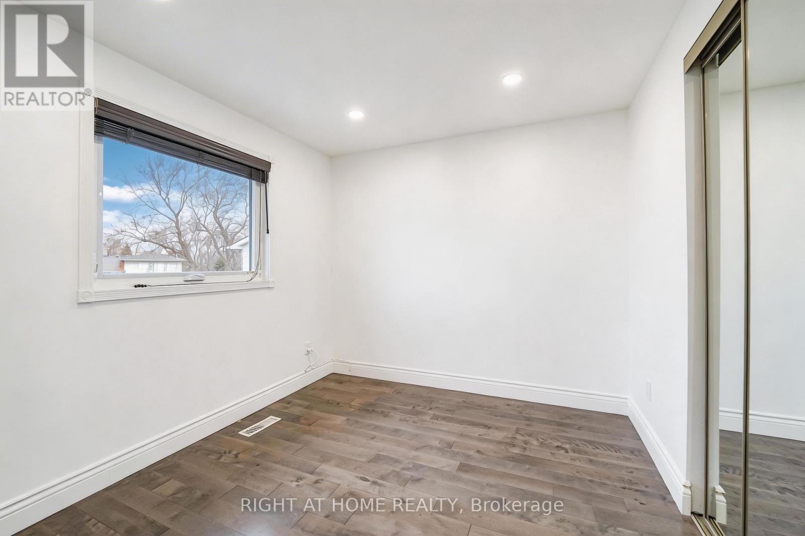 35 Tillbrook Court, Toronto, Ontario  M1B 1N5 - Photo 14 - E12959336