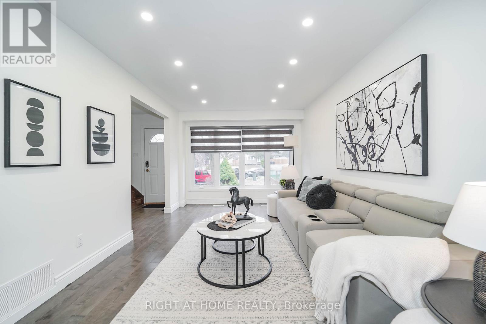 35 Tillbrook Court, Toronto, Ontario  M1B 1N5 - Photo 6 - E12959336