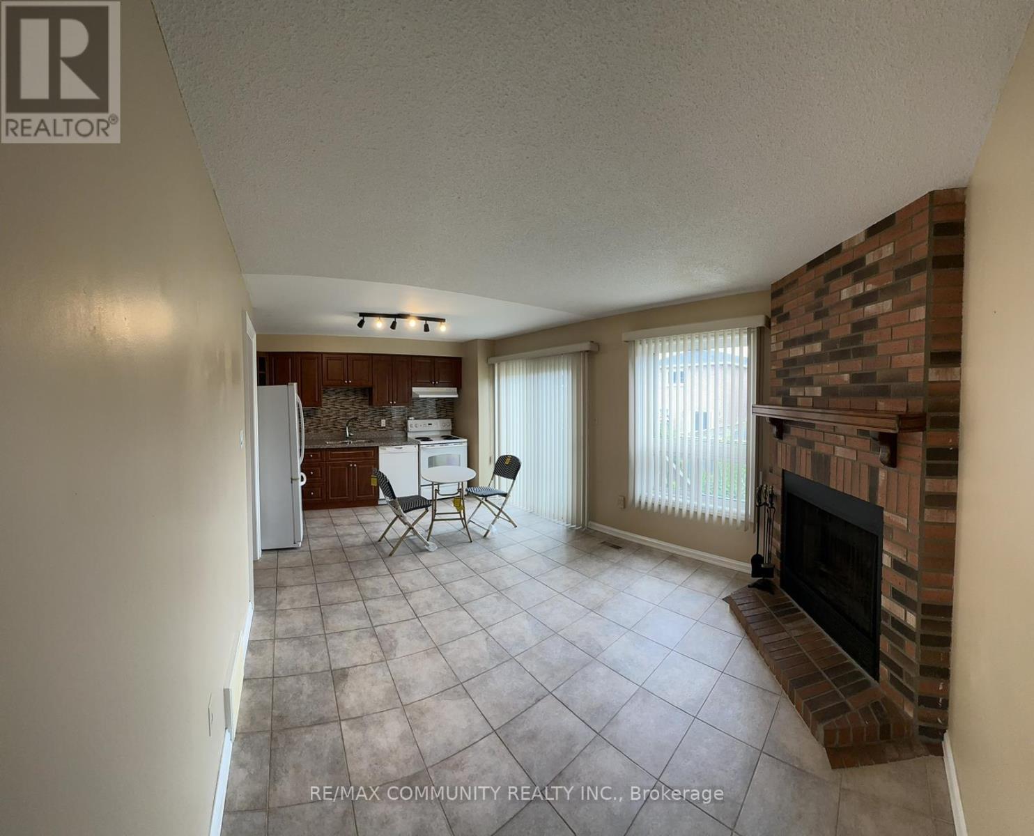 Main - 65 Hewitt Crescent, Ajax, Ontario  L1S 7A6 - Photo 10 - E12959344