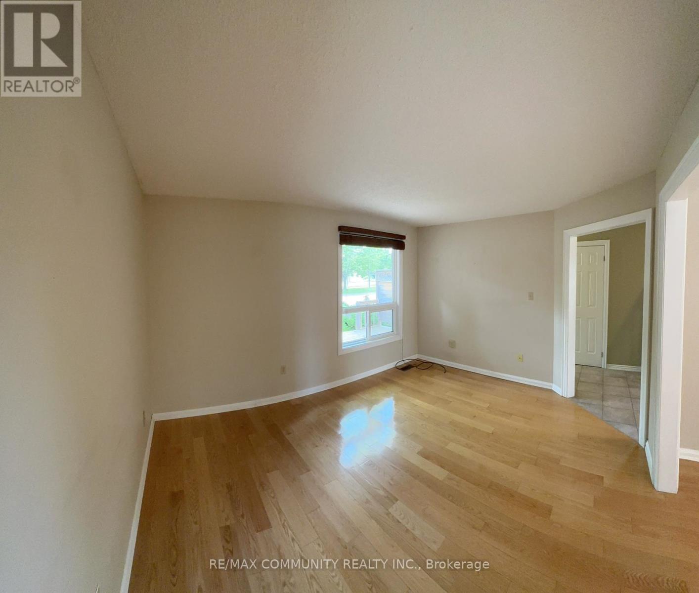 Main - 65 Hewitt Crescent, Ajax, Ontario  L1S 7A6 - Photo 6 - E12959344