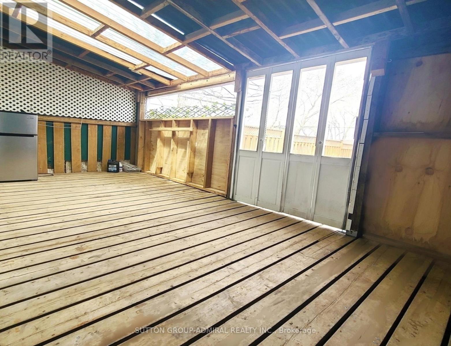 23 Kenworthy Avenue, Toronto, Ontario  M1L 3B1 - Photo 16 - E12959372