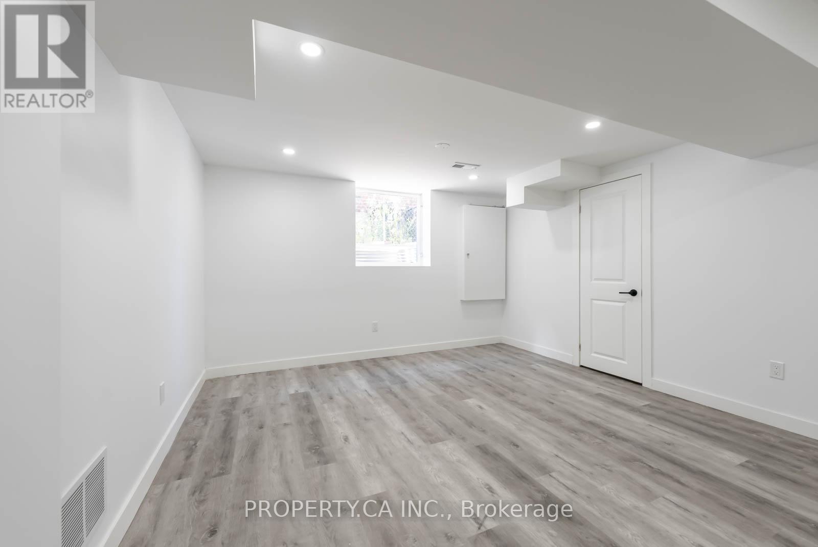 Bsmnt B - 15 Riant Street, Toronto, Ontario  M1M 3S8 - Photo 11 - E12959374