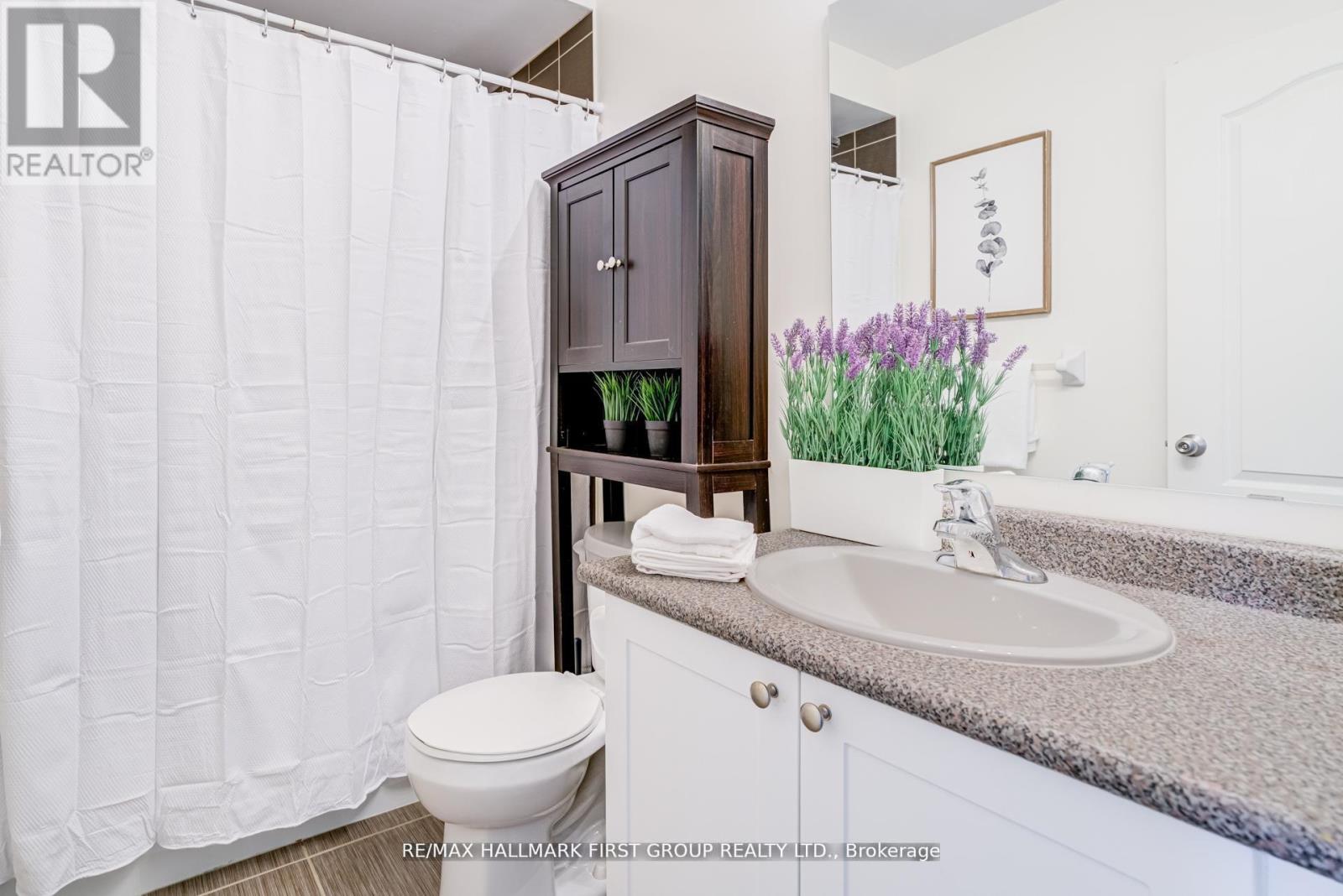 31 Reevesmere Lane, Ajax, Ontario  L1Z 0L3 - Photo 13 - E12959404