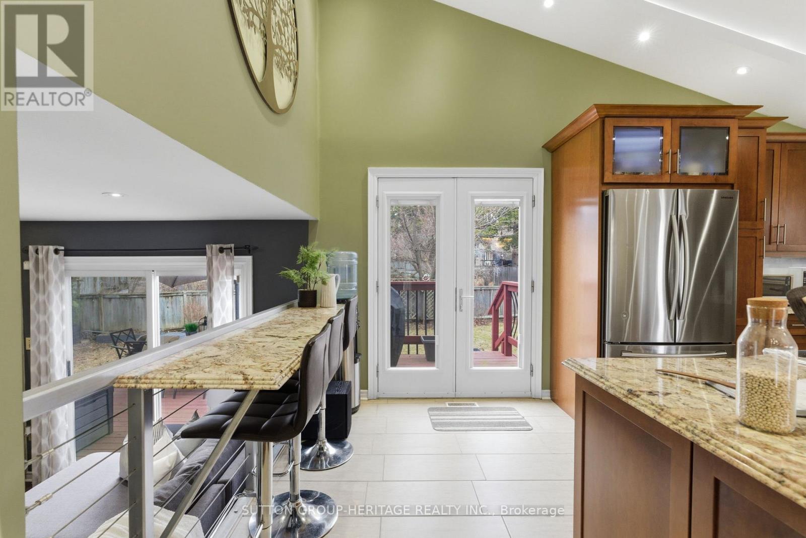 1886 Malden Crescent, Pickering, Ontario  L1V 3G4 - Photo 11 - E12959480