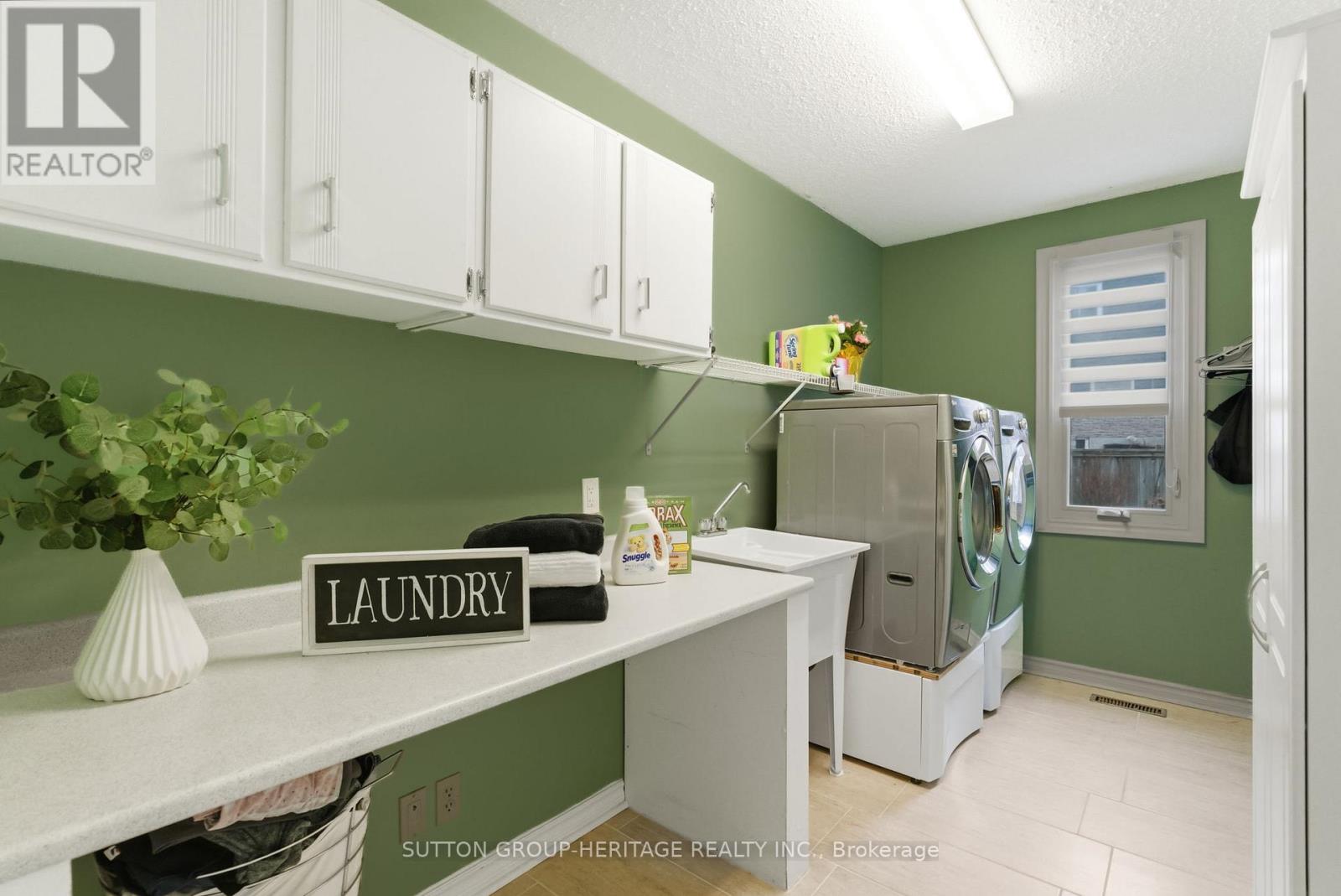 1886 Malden Crescent, Pickering, Ontario  L1V 3G4 - Photo 25 - E12959480