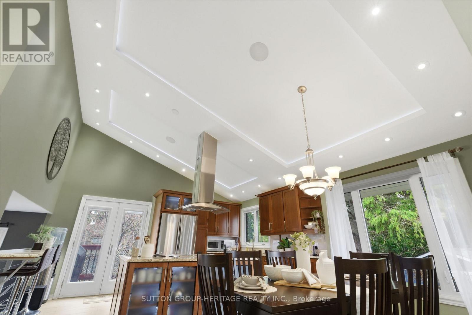 1886 Malden Crescent, Pickering, Ontario  L1V 3G4 - Photo 9 - E12959480