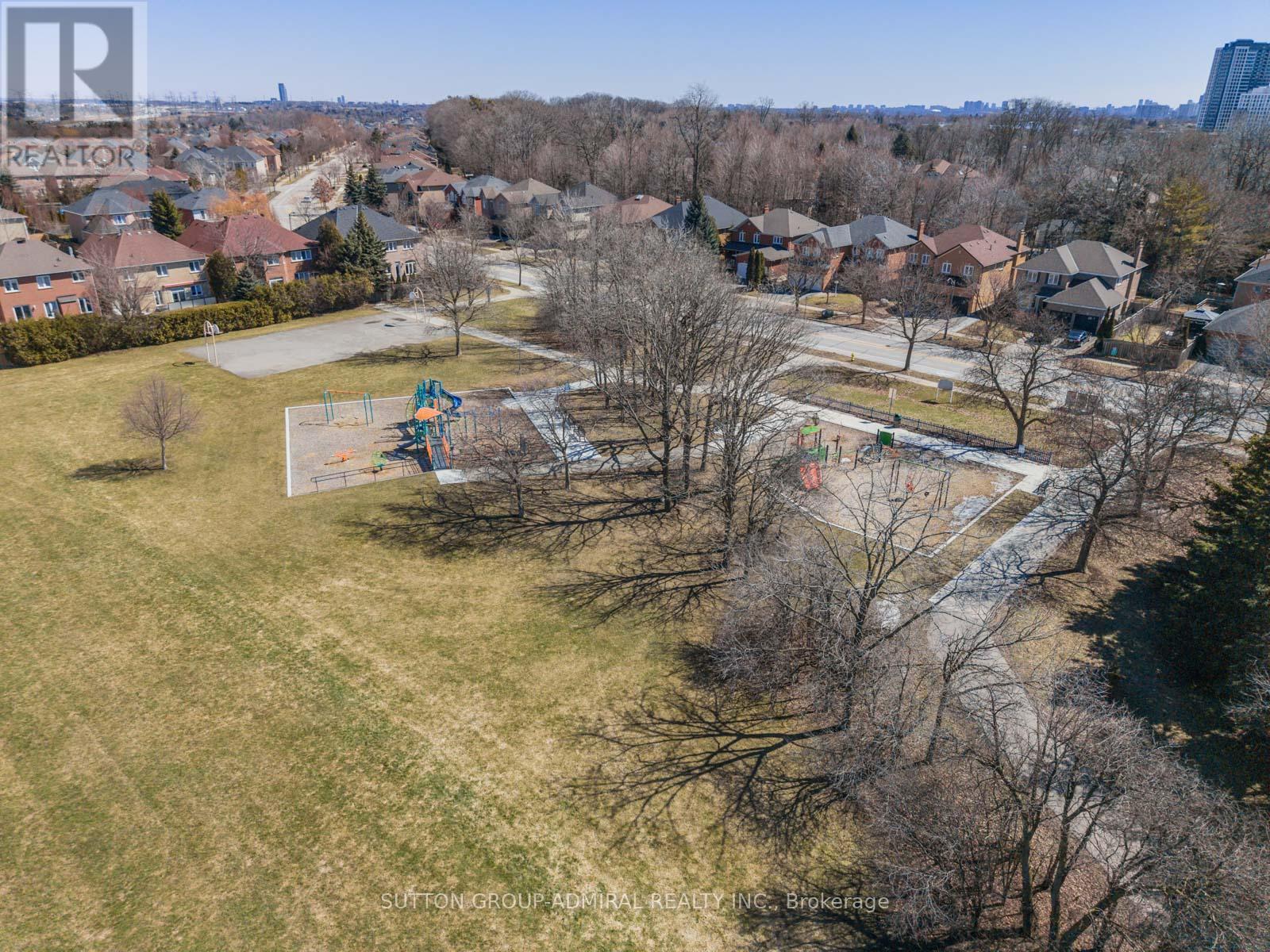 150 Rockwood Crescent, Vaughan, Ontario  L4J 7W1 - Photo 40 - N12933932