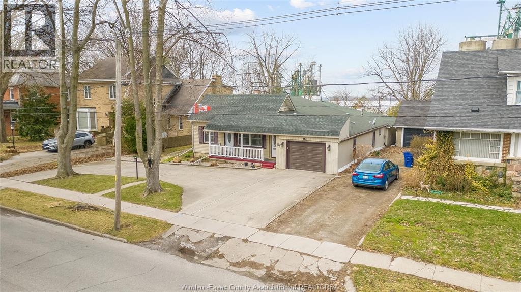 MLS# 26006957: 83 MCGREGOR STREET, Blenheim, Canada