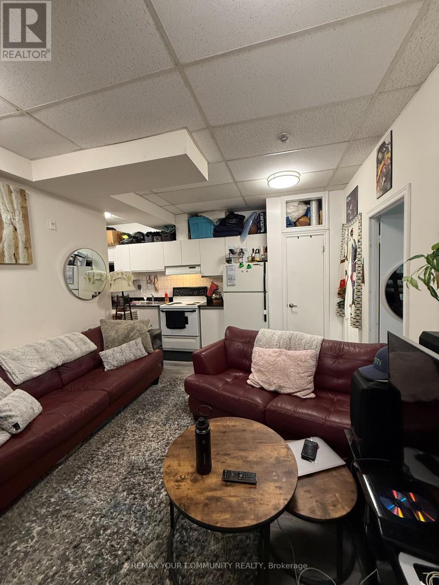 G4 - 72 Lake Avenue, Richmond Hill, Ontario  L4E 2V4 - Photo 8 - N12959328