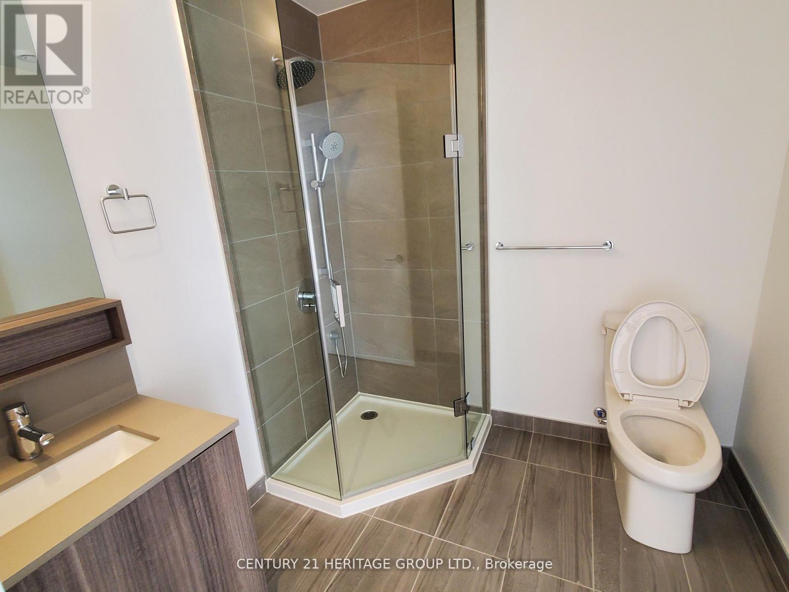 4210 - 898 Portage Parkway, Vaughan, Ontario  L4K 0J6 - Photo 18 - N12959350