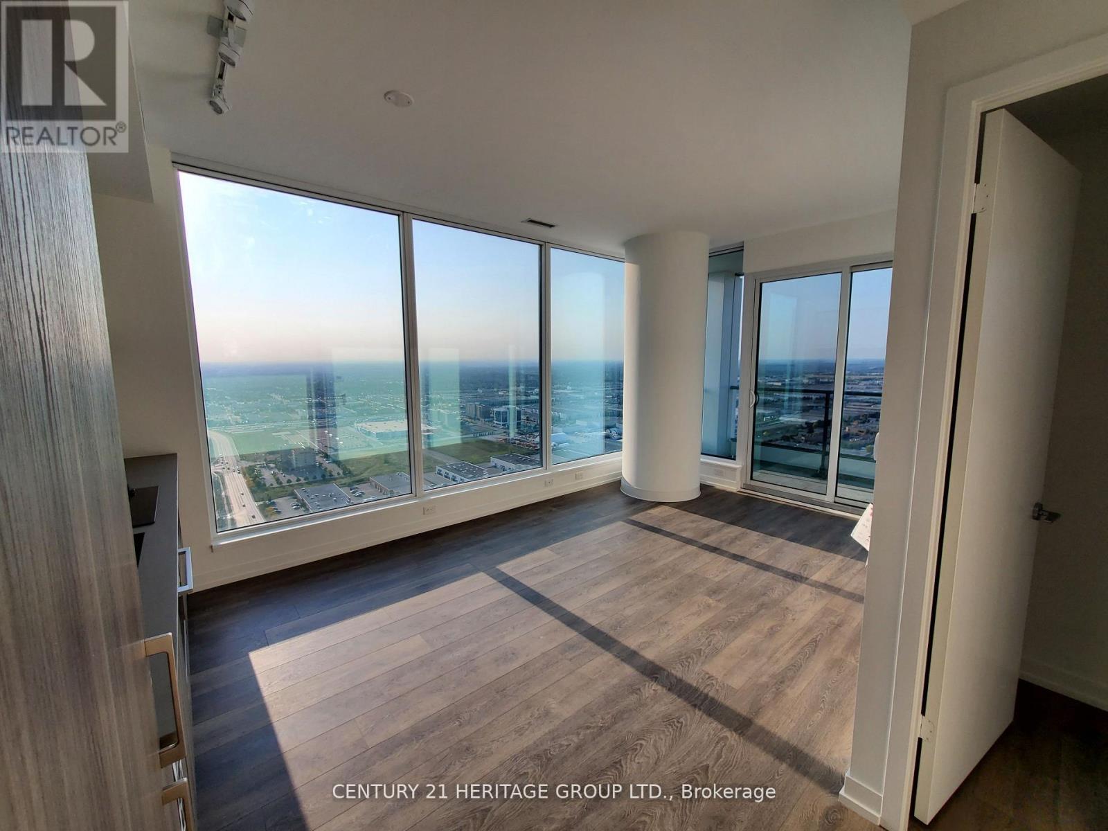 4210 - 898 Portage Parkway, Vaughan, Ontario  L4K 0J6 - Photo 21 - N12959350