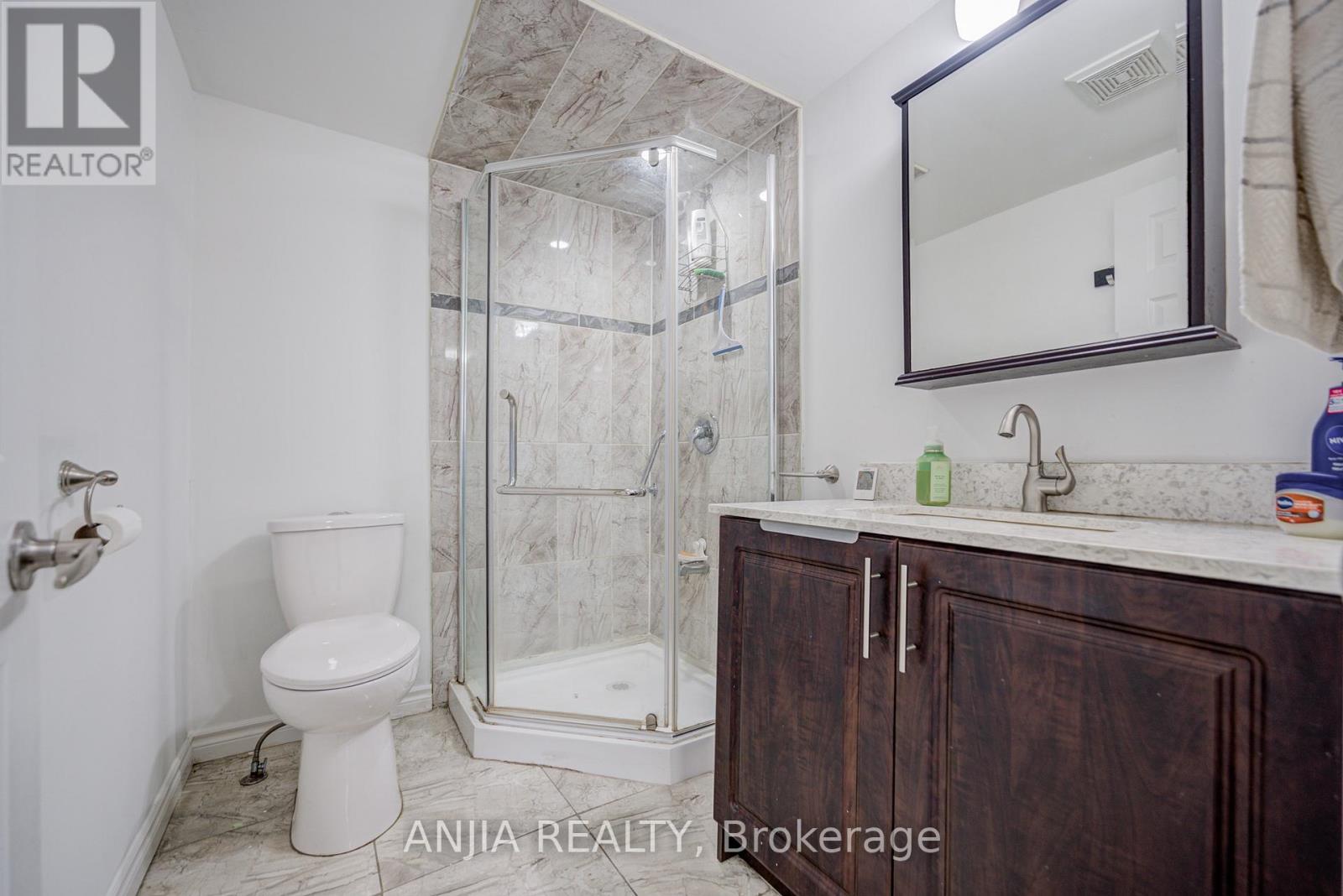 1369 Ravenshoe Road, East Gwillimbury, Ontario  L0G 1R0 - Photo 10 - N12959532