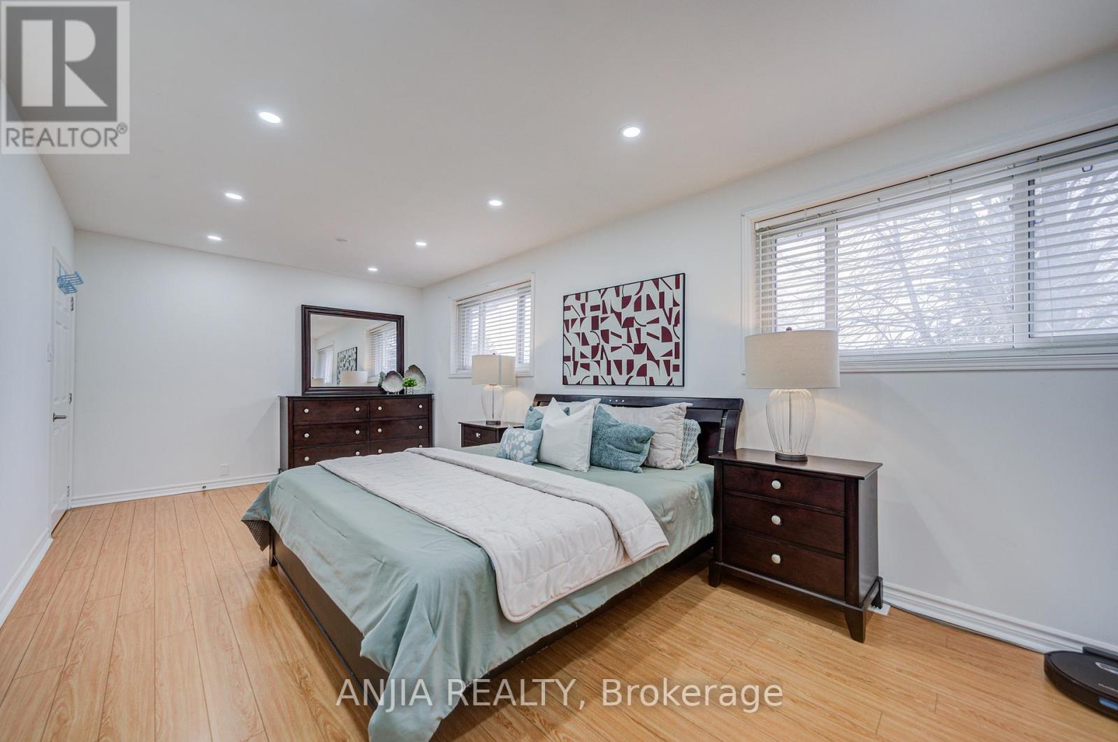 1369 Ravenshoe Road, East Gwillimbury, Ontario  L0G 1R0 - Photo 26 - N12959532